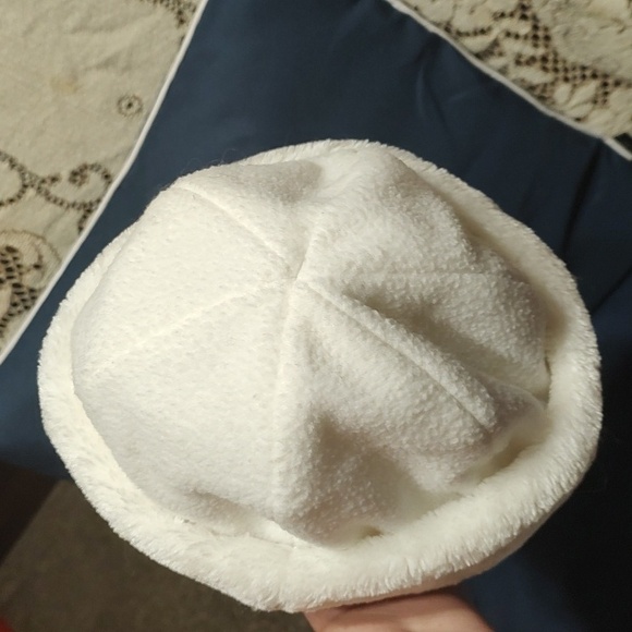 Cozy White Winter Beanie - Picture 5 of 5